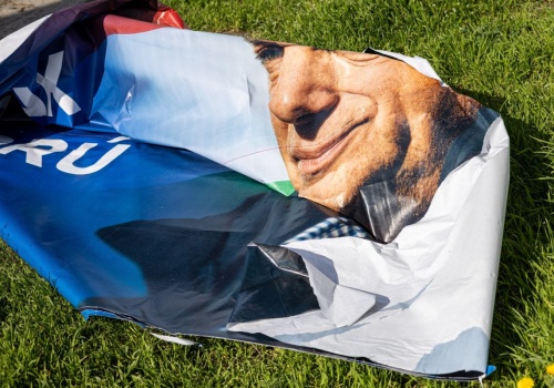 Wybory na Węgrzech. W Budapeszcie są dziennikarze 