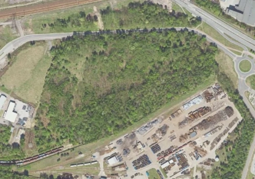 Katowice wystawiły na sprzedaż dużą działkę w rejonie Nikiszowca. Nowy właściciel będzie musiał ją zabudować