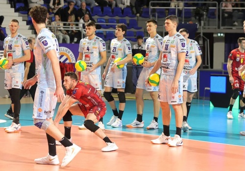 Z 0:2 na 3:2! Gigant włoskiej siatkówki o krok od wielkiego finału