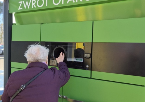 System kaucyjny w niepełnej formie. Koszty przerzucane na konsumentów