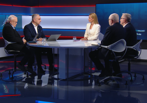 Spór o Trybunał Konstytucyjny. Były prezydent wskazał, co zakończy kryzys