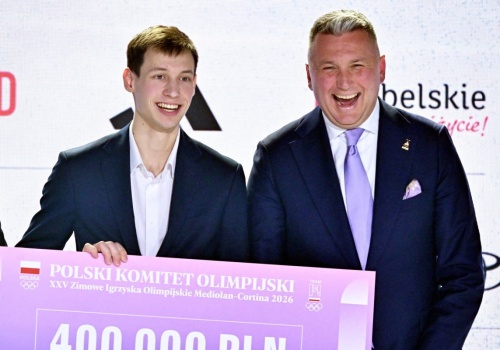 To był żart. Oto co Tomasiak otrzymał od Piesiewicza