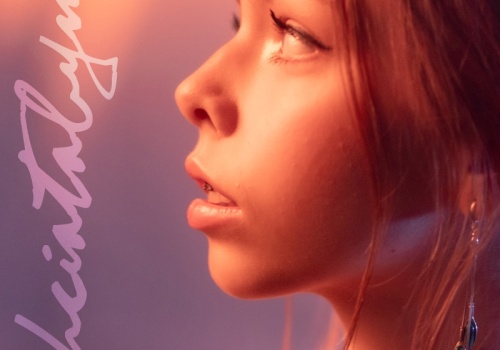 Helena Ciuraba z nieoczywistym utworem „Chciałabym”!