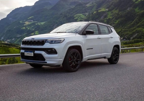 Sprzedaż Jeepa rośnie w pierwszym kwartale 2026 roku, a Compass utrzymuje pozycję lidera wśród SUV-ów średniej wielkości