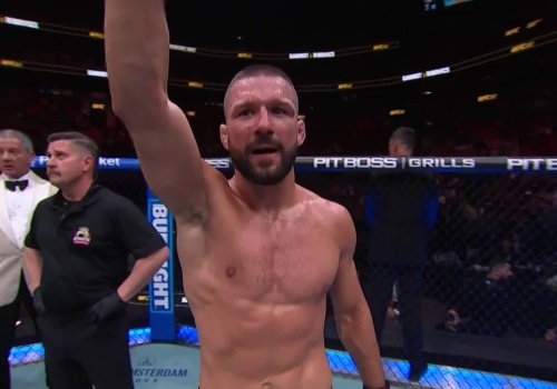 Rywal odklepał! Kolejne zwycięstwo Mateusza Gamrota w UFC