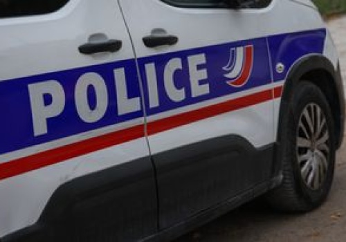 Francja. 9-latek spędził w furgonetce ponad rok. Rodzice z zarzutami