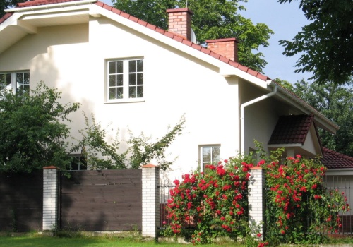 Masz ogrodzenie? Fiskus już zaciera ręce. Ten szczegół podnosi podatek i uderza po kieszeni