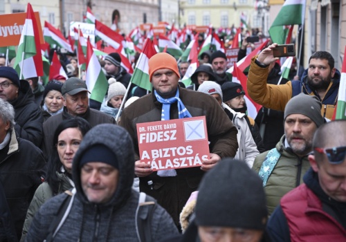 Polacy już bogatsi od Węgrów, a teraz gonią ich Rumuni. Efekt 16 lat rządów Orbána