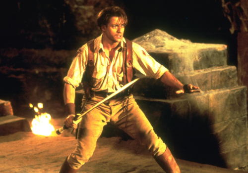 Brendan Fraser wczuwa się w rolę Ricka O'Connella. Aktor zauważony w parku Universal Studios