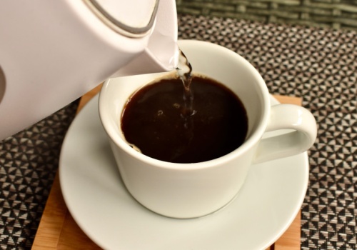 Zbroja dla wątroby. Naukowcy: jeden rodzaj kawy wygrywa z innymi