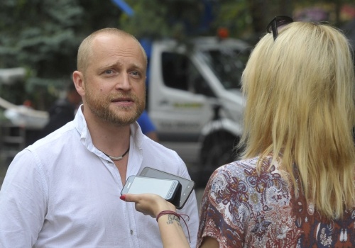 Polacy zobaczą kinowy przebój. Komedia pełna zabawnych zwrotów akcji