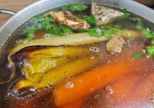 Dodaj dwie sztuki do rosołu. Żadne kostki i maggi nie będą potrzebne