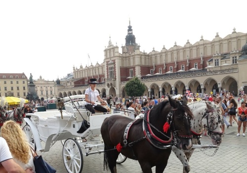 Kraków chce opłat dla turystów. Miasto może zyskać nawet 100 mln zł rocznie