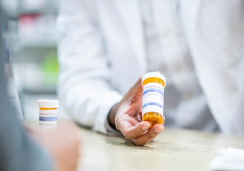 Pilny komunikat GIF! Popularny lek przeciwbólowy wycofany z aptek