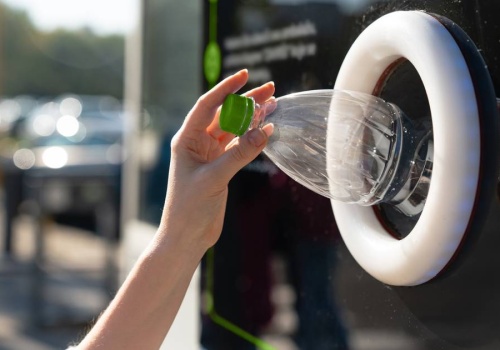 Tak Polacy zarabiają na systemie kaucyjnym. Rekordzista oddał 1095 butelek i puszek