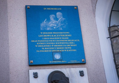 Pamięć, która nie gaśnie. 16. rocznica katastrofy smoleńskiej