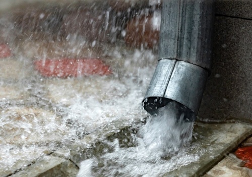 Parking lub kostka na działce? To może oznaczać dodatkowy podatek