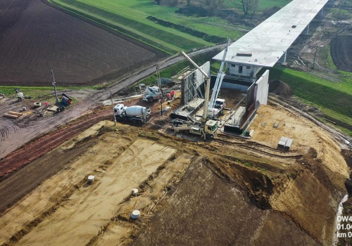 Most na Odrze coraz bliżej. Zakończono nasuwanie konstrukcji, finisz inwestycji w 2027 roku