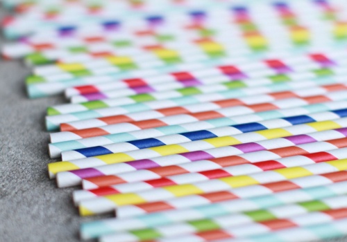 „Wieczne chemikalia” są już we krwi niemal każdego człowieka. Szokująca prawda o PFAS