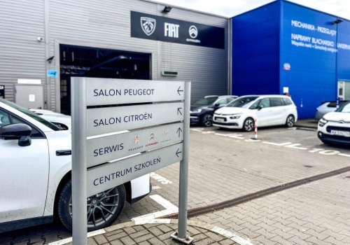 Czy opłaca się serwisować samochód w ASO? To zależy