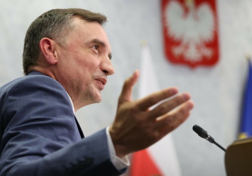 Wybory parlamentarne na Węgrzech. Wiadomo, co z azylem Ziobry i Romanowskiego po przegranej Orbana