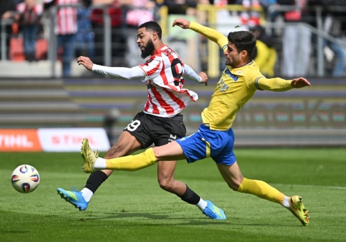 Cztery gole w Krakowie. Arka nie jest już chłopcem do bicia na wyjazdach