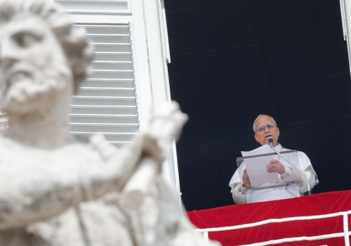 „Jestem blisko ukochanego narodu Libańskiego”. Leon XIV solidarny z bombardowanymi przez Izrael