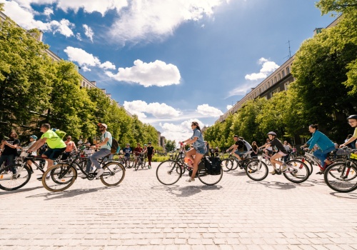 Kolorowa parada wraca do Nowej Huty. Rowerzyści przejadą ulicami dzielnicy
