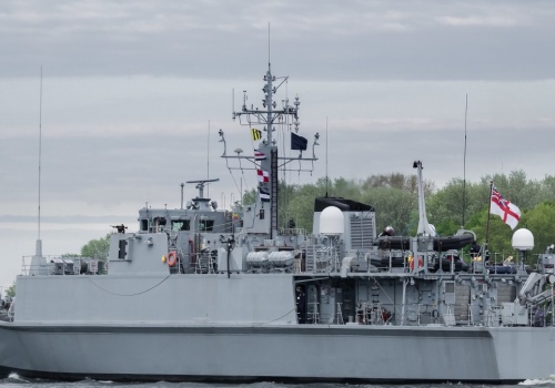 ​Trump montuje koalicję do oczyszczenia Ormuz. Wymienił Wielką Brytanię