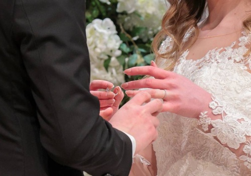 Narzeczona oszukała go przed ślubem. Zemścił się na niej w okrutny sposób