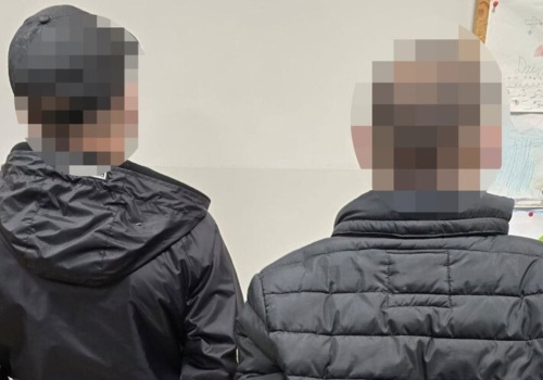 Niecodzienna sytuacja na komisariacie. Wezwał na pomoc znajomego. Ten też był poszukiwany