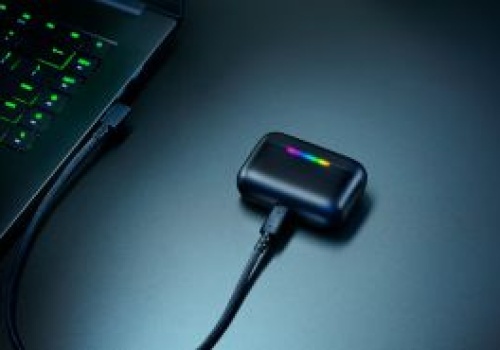 Premiera Hammerhead V3 HyperSpeed. Razer celuje w mobilnych graczy