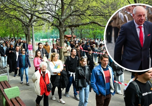 Na Węgrzech zamknięto lokale wyborcze. Prezydent: potężna demokracja