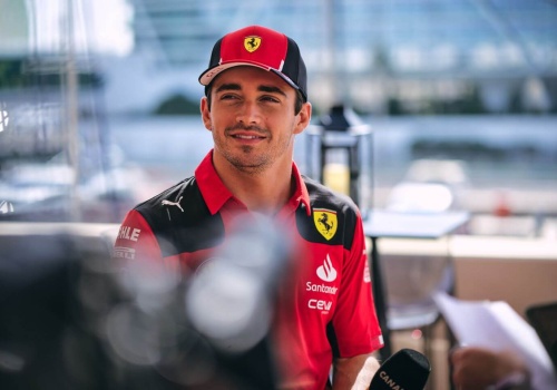 Czy książę Ferrari w końcu zostanie królem Formuły 1? Historia jak z „bajki”