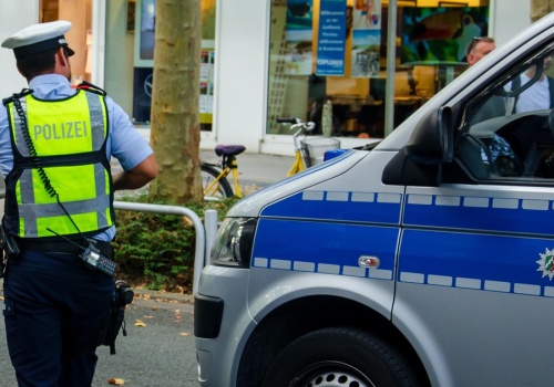 15-latka zgwałcona w okolicach popularnej ulicy handlowej. Policja szuka sprawcy