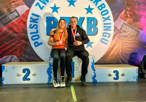 Medalowe żniwa w Mysłowicach: Fijałkowska i Kinal na podium Mistrzostw Polski K-1