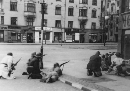 Niemcy nazywali je nocnymi wiedźmami. Te kobiety latały na maszynach do szycia i siały postrach