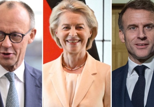 Europejscy liderzy gratulują Tiszy wygranej. 