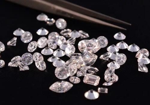 Prezydent u króla: afrykański kraj, za arabskie pieniądze, chce przejąć światowego giganta