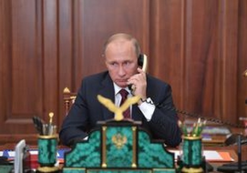 Putin rozmawiał z prezydentem Iranu. Chce pomóc w negocjacjach