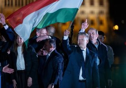 Historyczna zmiana na Węgrzech. Opozycja triumfuje w wyborach parlamentarnych