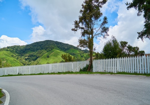 Płot pod lupą urzędników. Nowa opłata coraz bliżej?