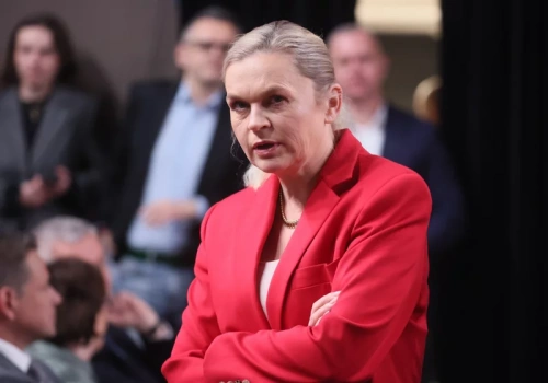 Zwrot MEN, dyrektorzy mają problem. ZNP bije na alarm
