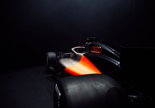 Formuła 1 zepsuła hybrydy. Oprogramowanie odbiera kierowcom kontrolę nad samochodami