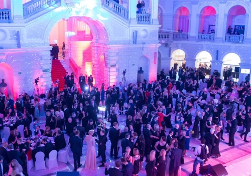 Długi branży eventowej. 