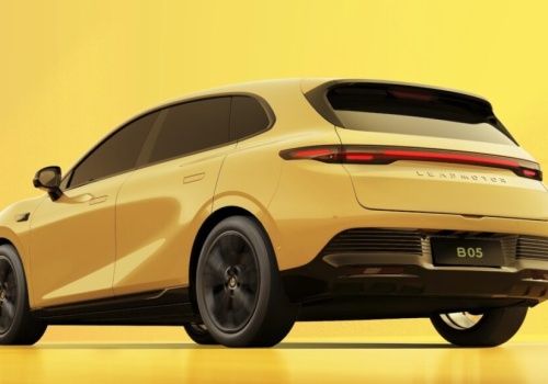 Leapmotor B05 Ultra za mniej niż dwa tygodnie. To może być VW ID.3 GTX-killer, o Cuprze Raval nie mówiąc