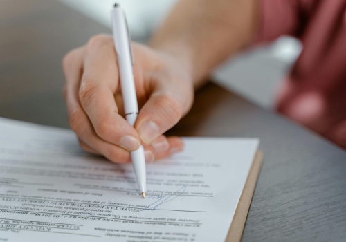 Rewolucja w umowach publicznych. Nowa data wprowadzenia CRU i zero limitów