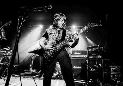 Nastoletni metalowcy pokazali moc na scenie! Wyprzedany koncert i mocny skład w Świdnicy