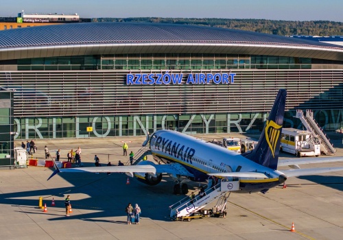 Czarne chmury nad Jasionką. Strajk giganta odciął Rzeszów od kluczowego portu w Europie