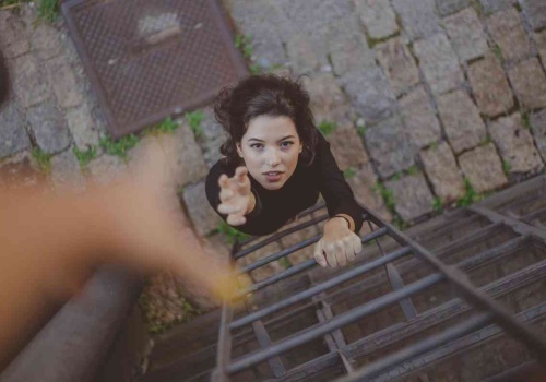 Pomaganie jak fizyczna potrzeba. Jak zmieniać świat wokół siebie